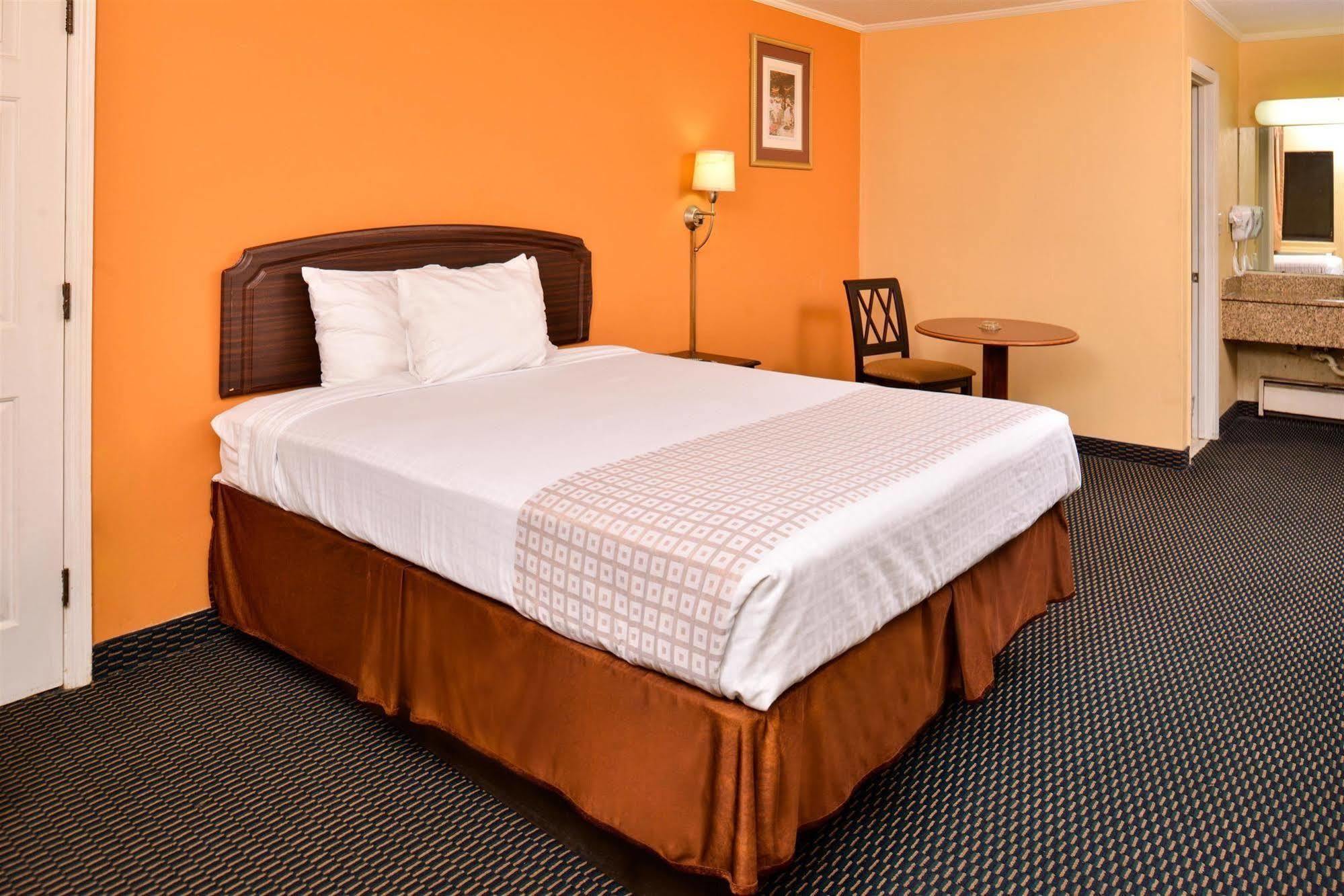 Loyalty Inn Rockingham Dış mekan fotoğraf